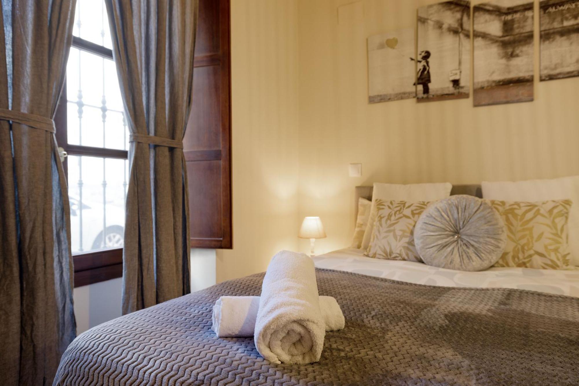 Apartamentos Y Lofts En Triana Sevilla Eksteriør billede